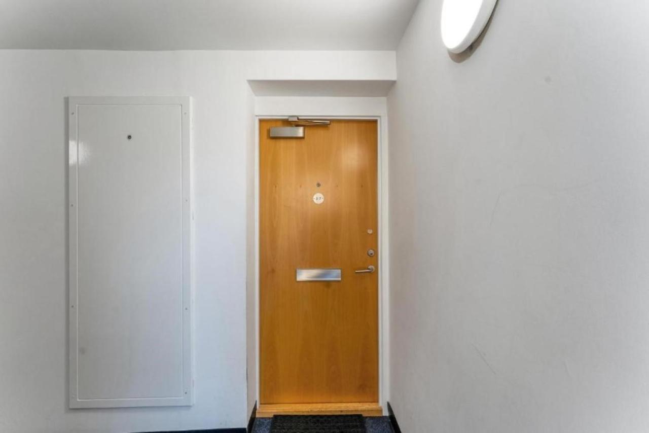 Edinburgh City Centre - Powderhall Modern Spacious 2 Bedroom Apartment With Free Parking Exterior photo